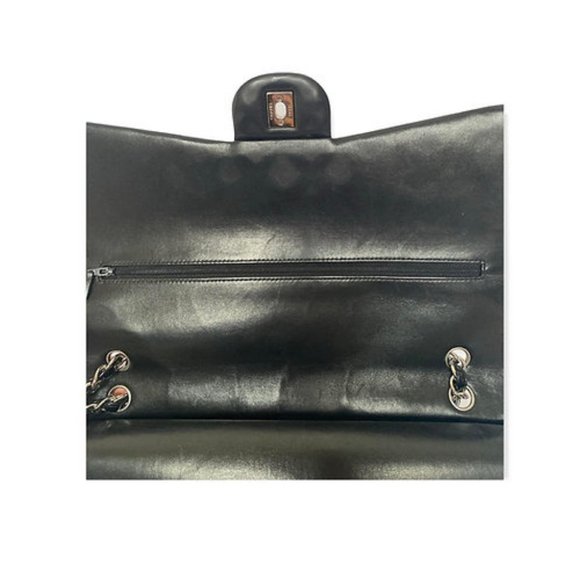 ❤️SOLD ❤️Chanel Black Quilted Patent Leather Maxi Classic Double Flap Bag - Picture 6 of 15